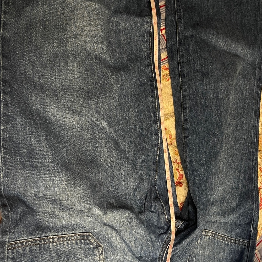 Universal Thread Blue Jeans - Picture 4 of 5